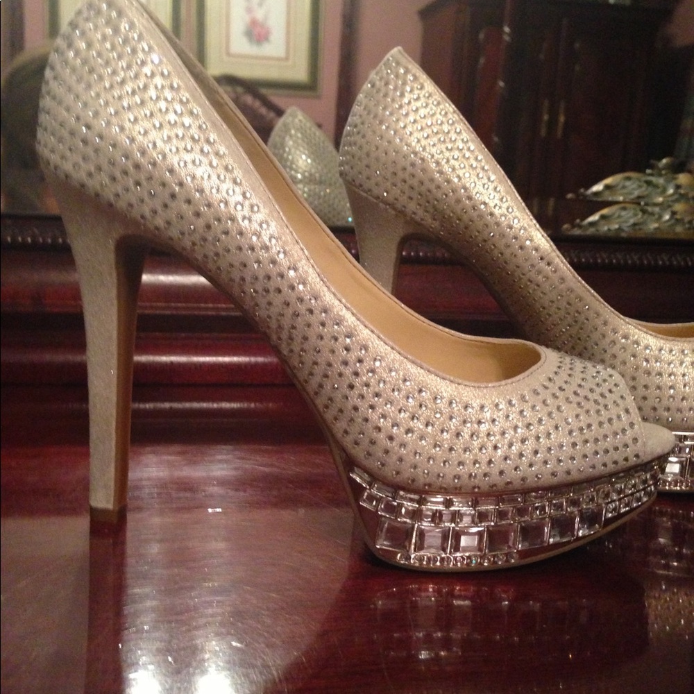 Meet your Posher, Renee